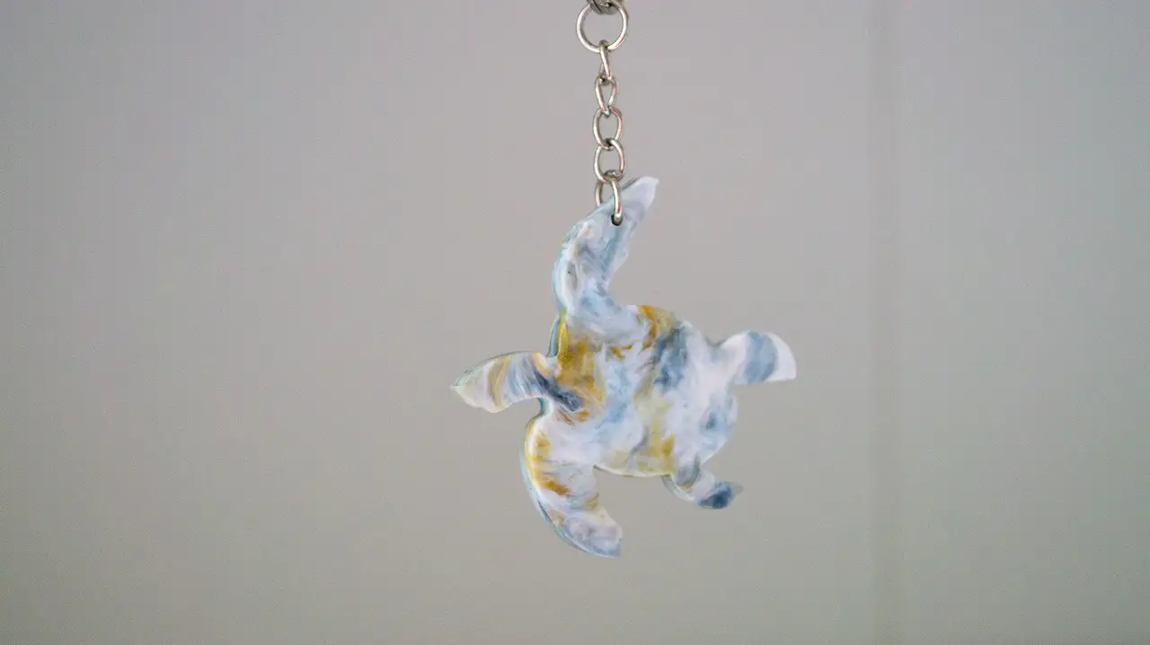 Upcycled Plastic Ocean Wildlife Keyring - Image 6